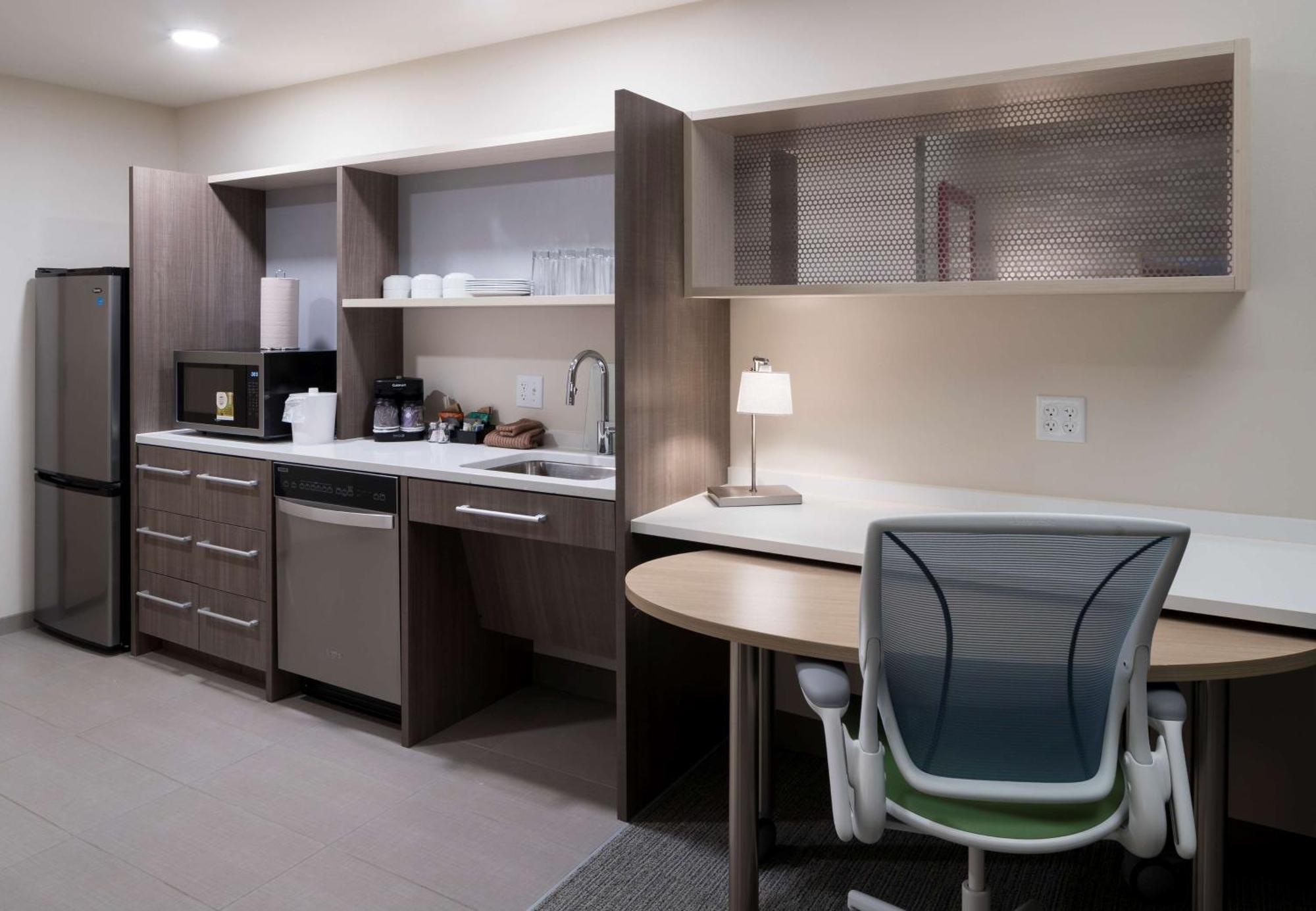 Home2 Suites By Hilton Cape Canaveral Cruise Port Εξωτερικό φωτογραφία